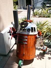 A beer keg inspired by the Droid everyone loves, R2D2.  This is the Droid you are looking for.